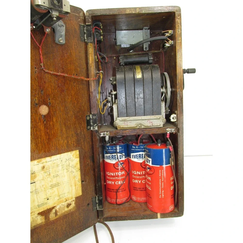 Antique Western Electric Telephone - working generator & bells !